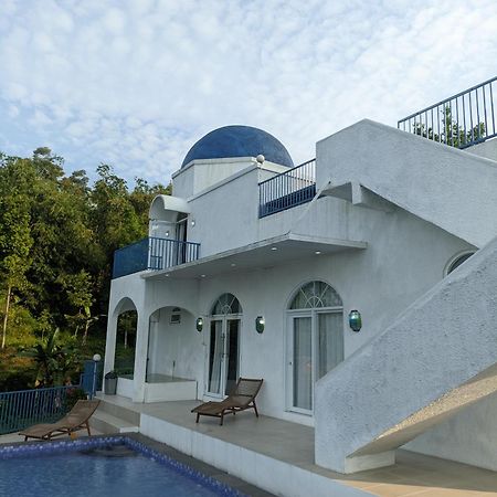 Villa Blue Door, Puncak Pondok Cipaseban 외부 사진